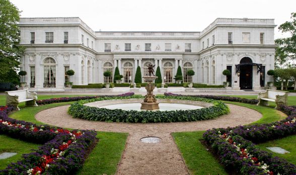 Rosecliff Mansion